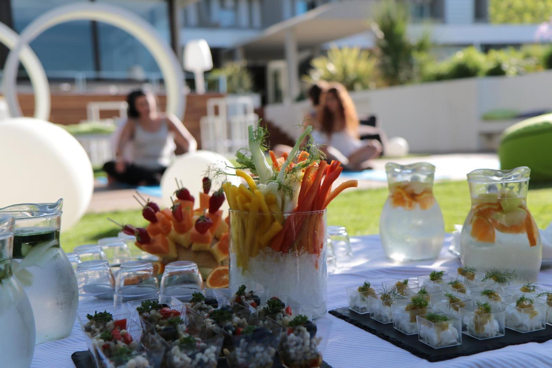 Oxygen Lifestyle Hotel Viserbella di Rimini Exterior photo